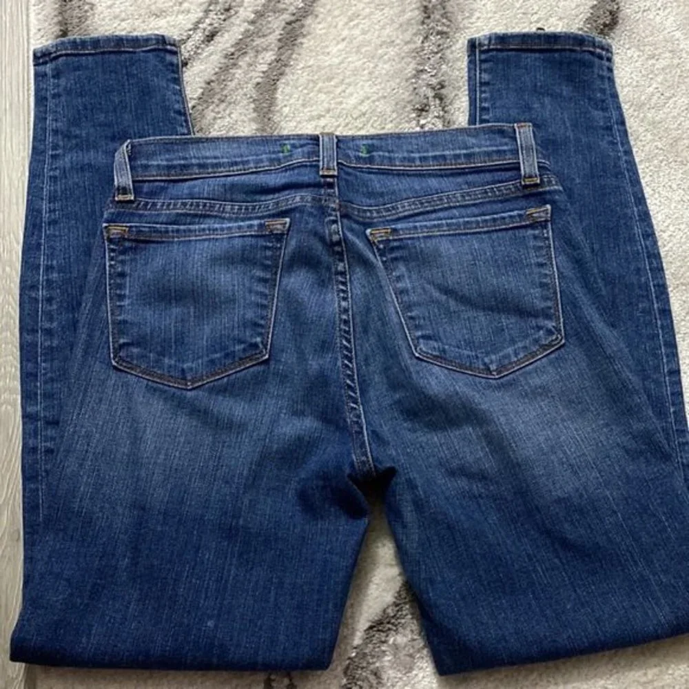 J BRAND Jeans Antigua Cropped Jeans Size 26 Zipper Back Summer Y2K Capri